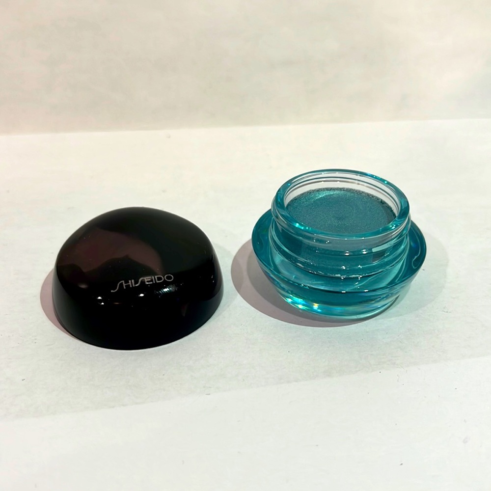 Shiseido Hydro Power Eyeshadow in H5 "Acqu Shimmer"